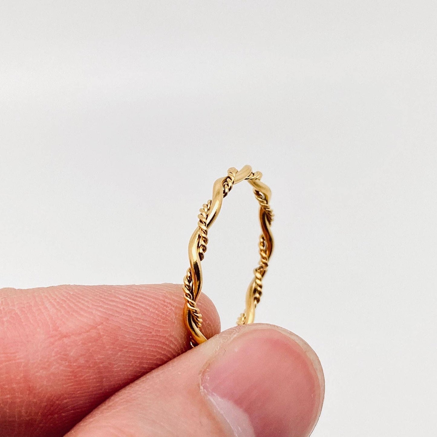 Gedrehter schmaler Ring| Edelstahl | vergoldet