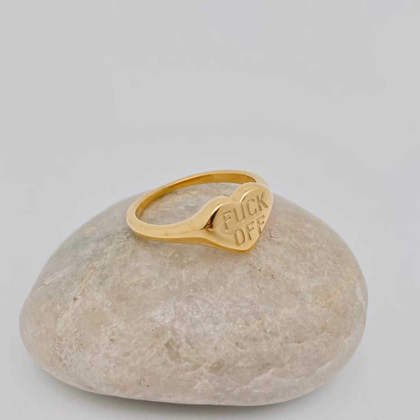 Herzförmiger Ring „Fuck Off“