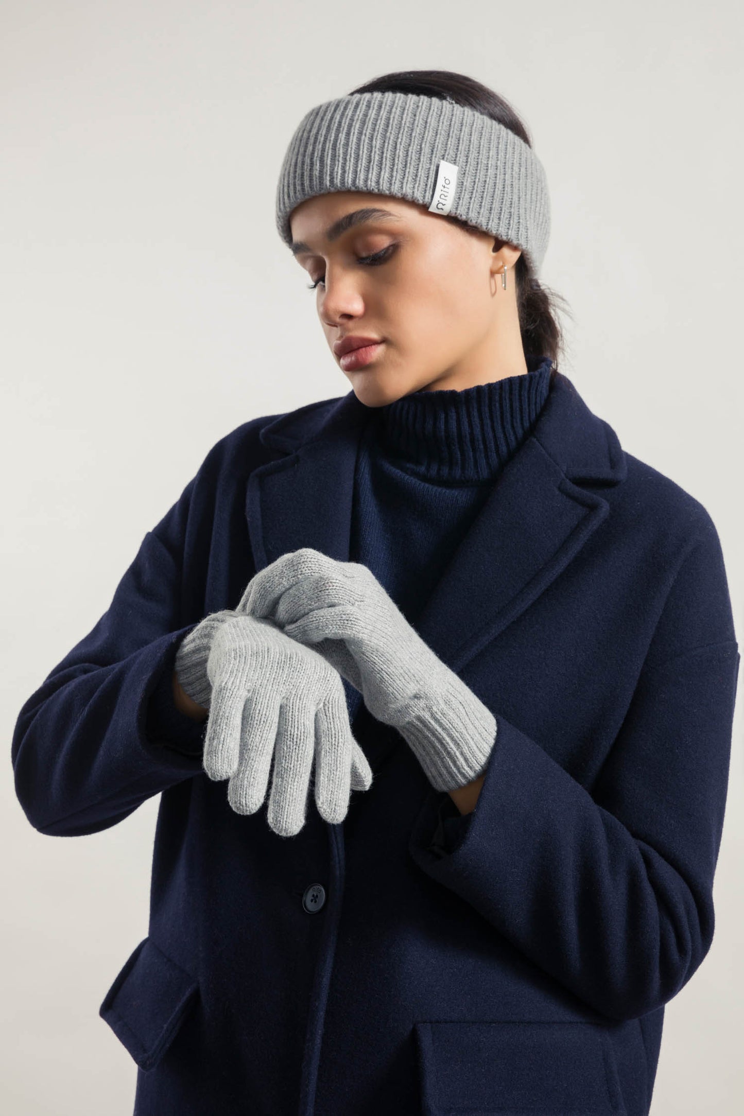 Stirnband aus recyceltem Kaschmir | grau Rifo