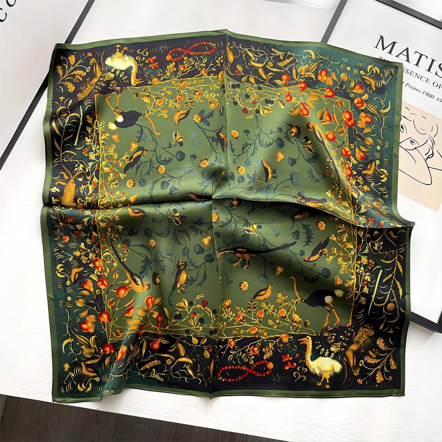 Halstuch aus 100% Maulbeerseide | floral grün