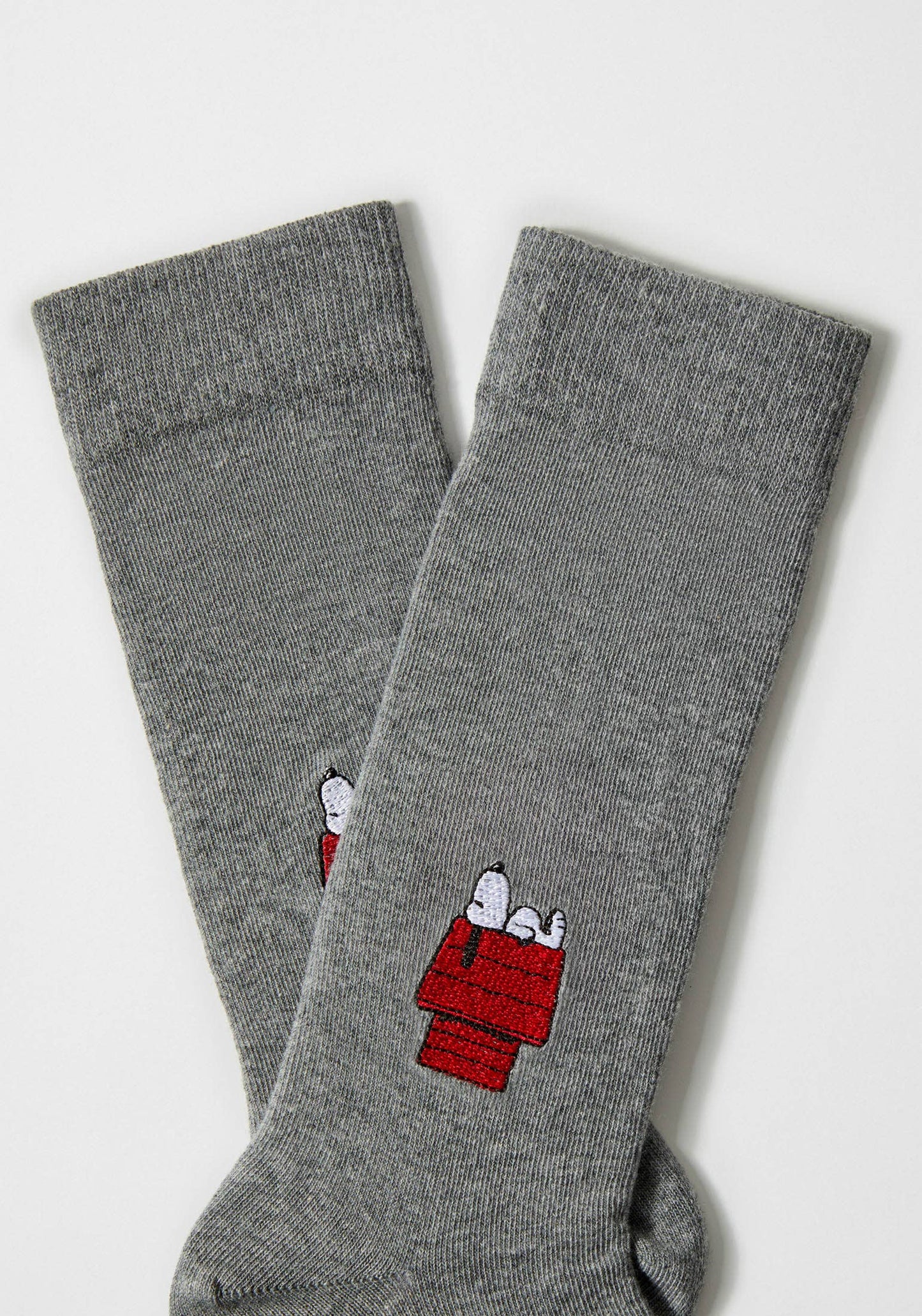 BeSnoopy House Stickerei - 100% Bio-Baumwollsocken