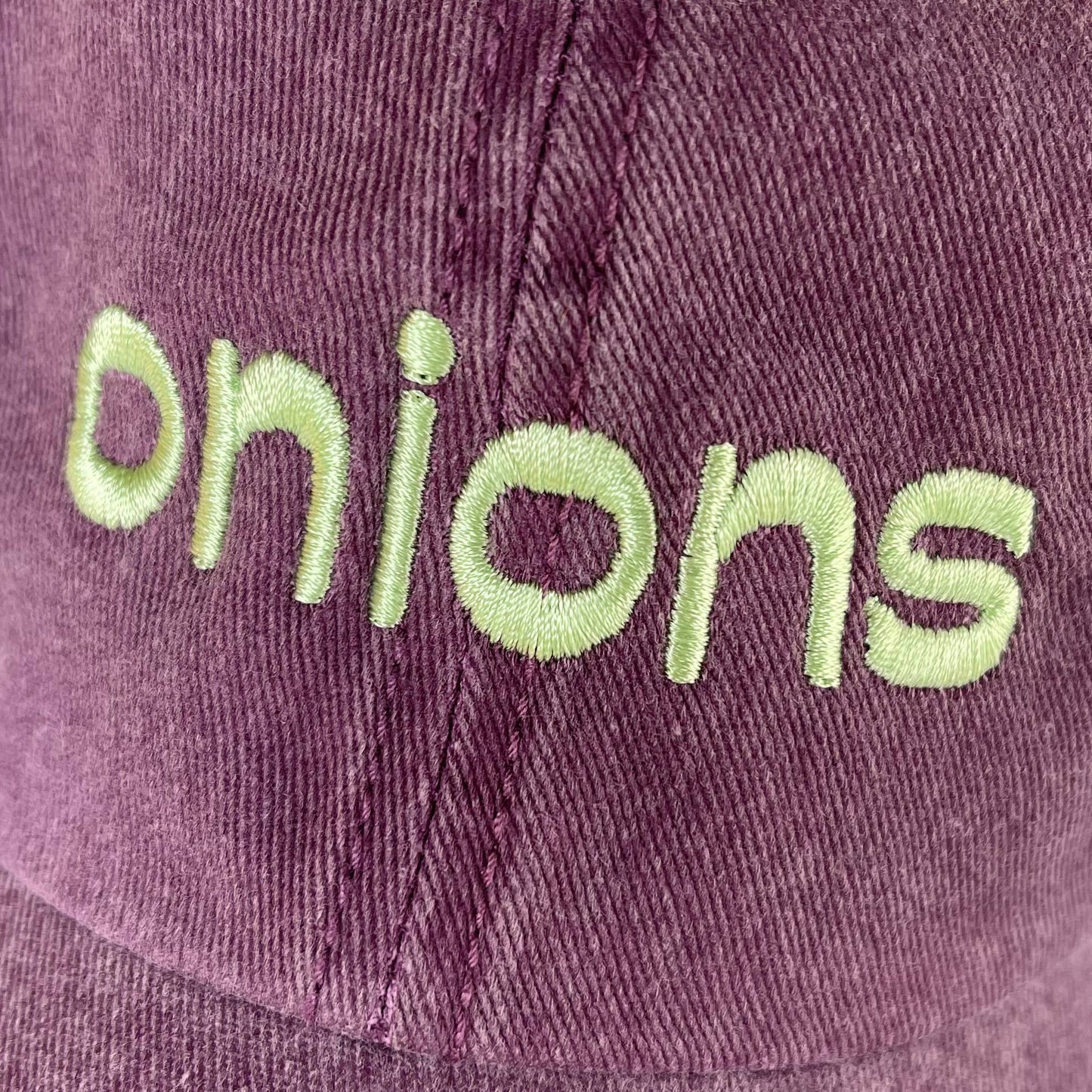 Cap "ONIONS"