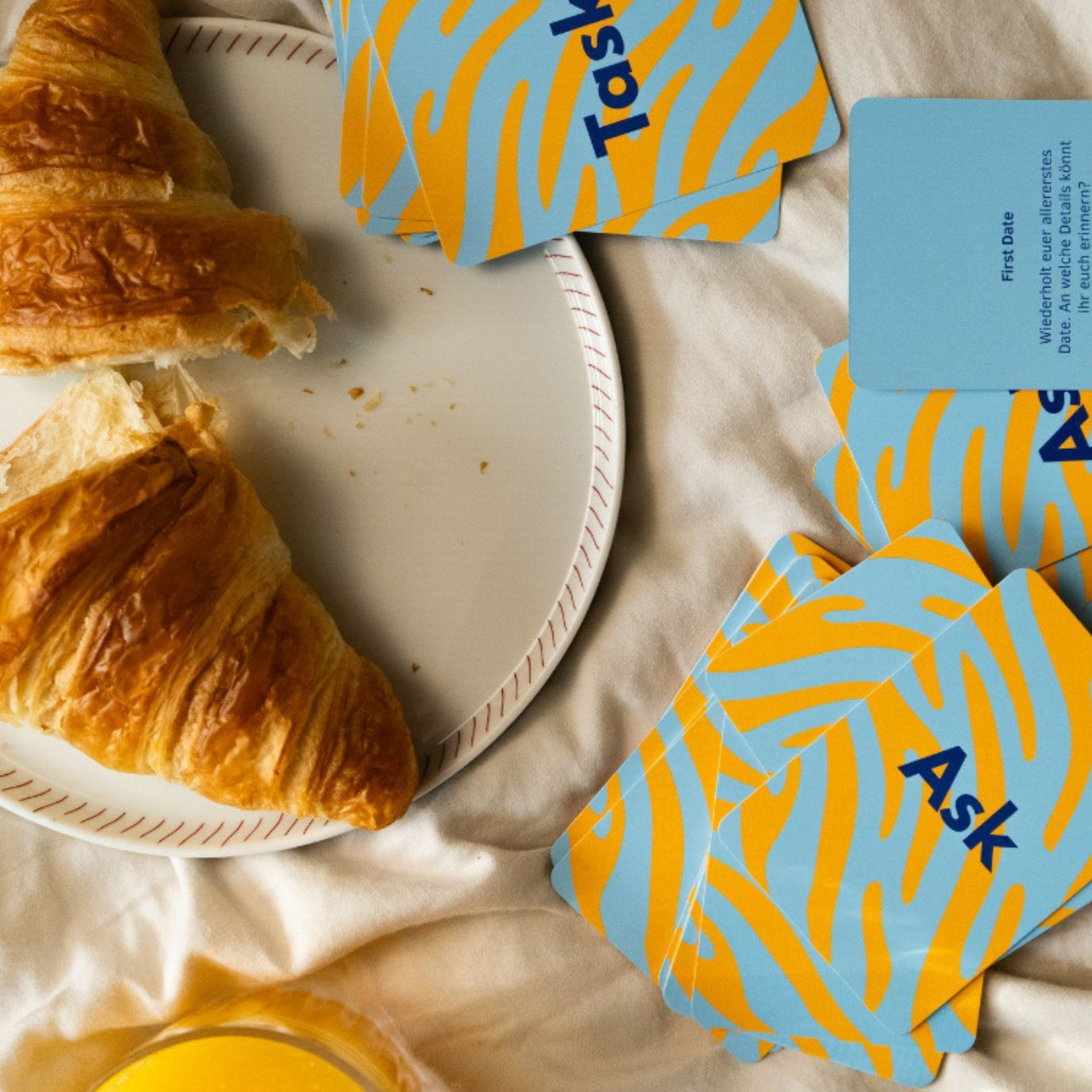 Ask & Task | Kartenspiel für Paare | Englische Ausgabe