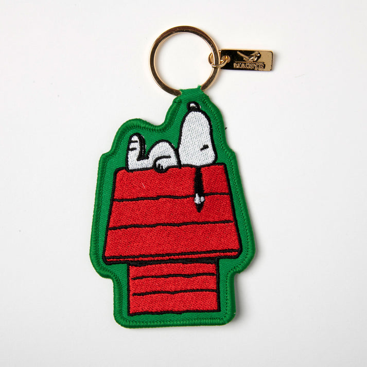Peanuts Schlüsselanhänger Snoopy auf Haus